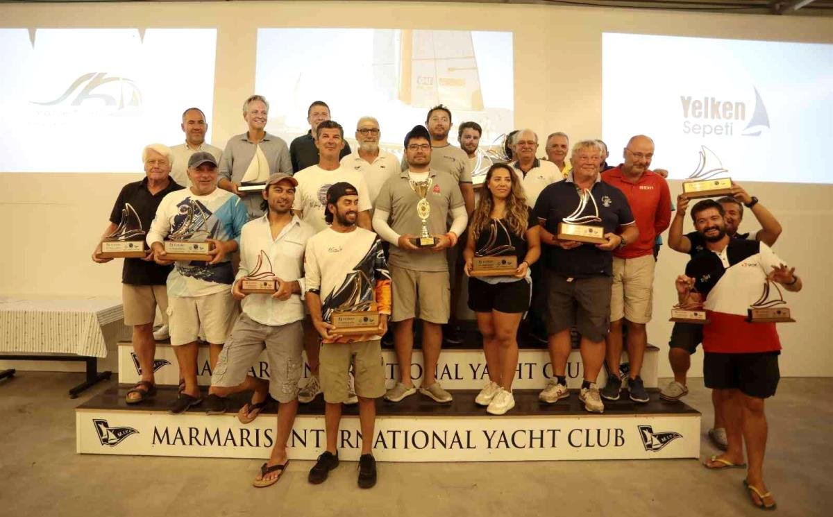 15channel-regatta-yelken-yarislarinin-sampiyonlari-kupalarini-aldi-wrTY4Ert.jpg