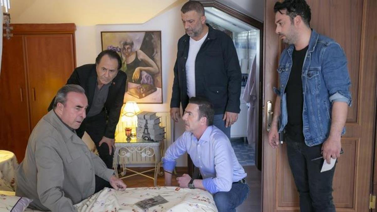 deli-yurekin-efsane-karakteri-arka-sokaklarla-ekranlara-donuyor-YnlsM1c9.jpg