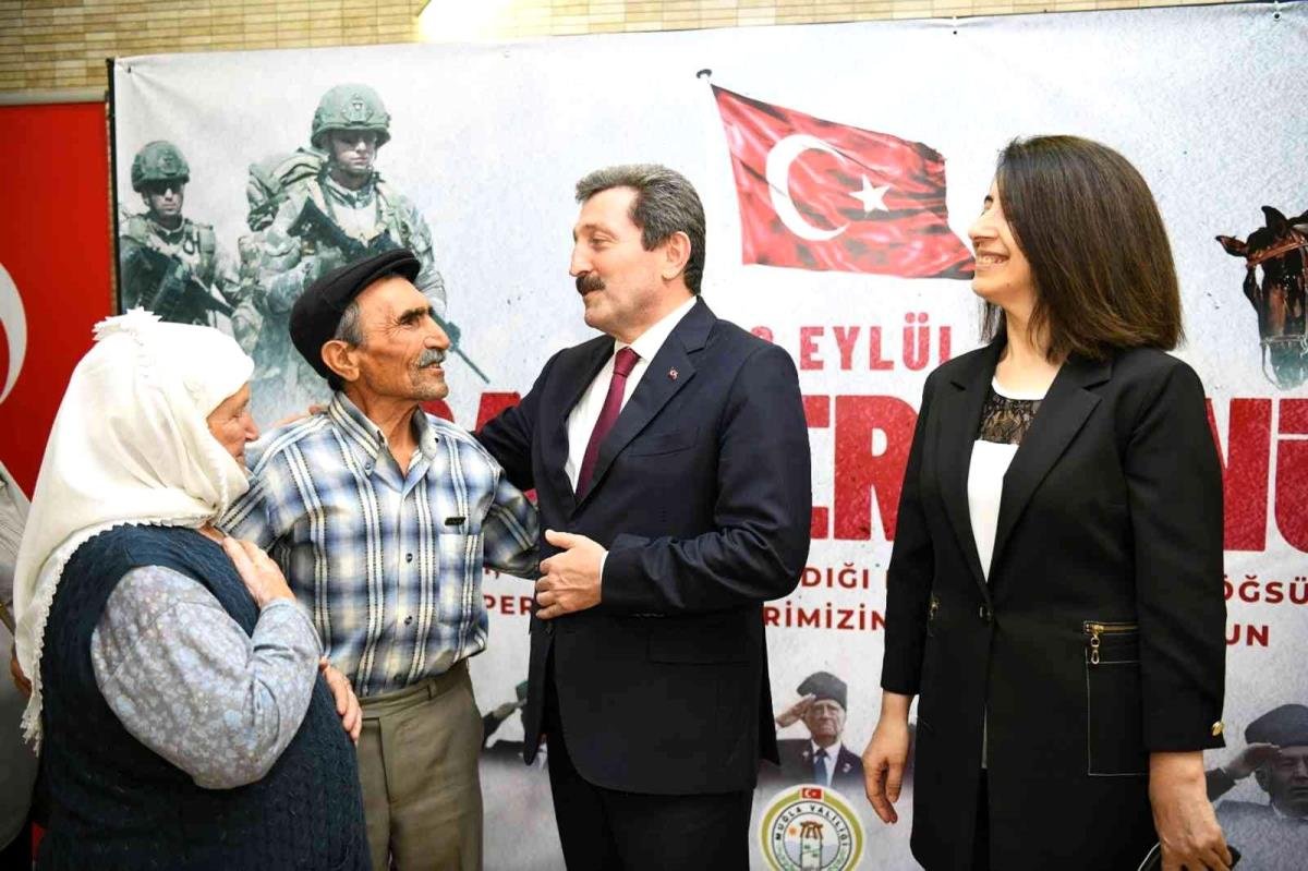 gaziler-onuruna-yemek-Mz2wZrza.jpg