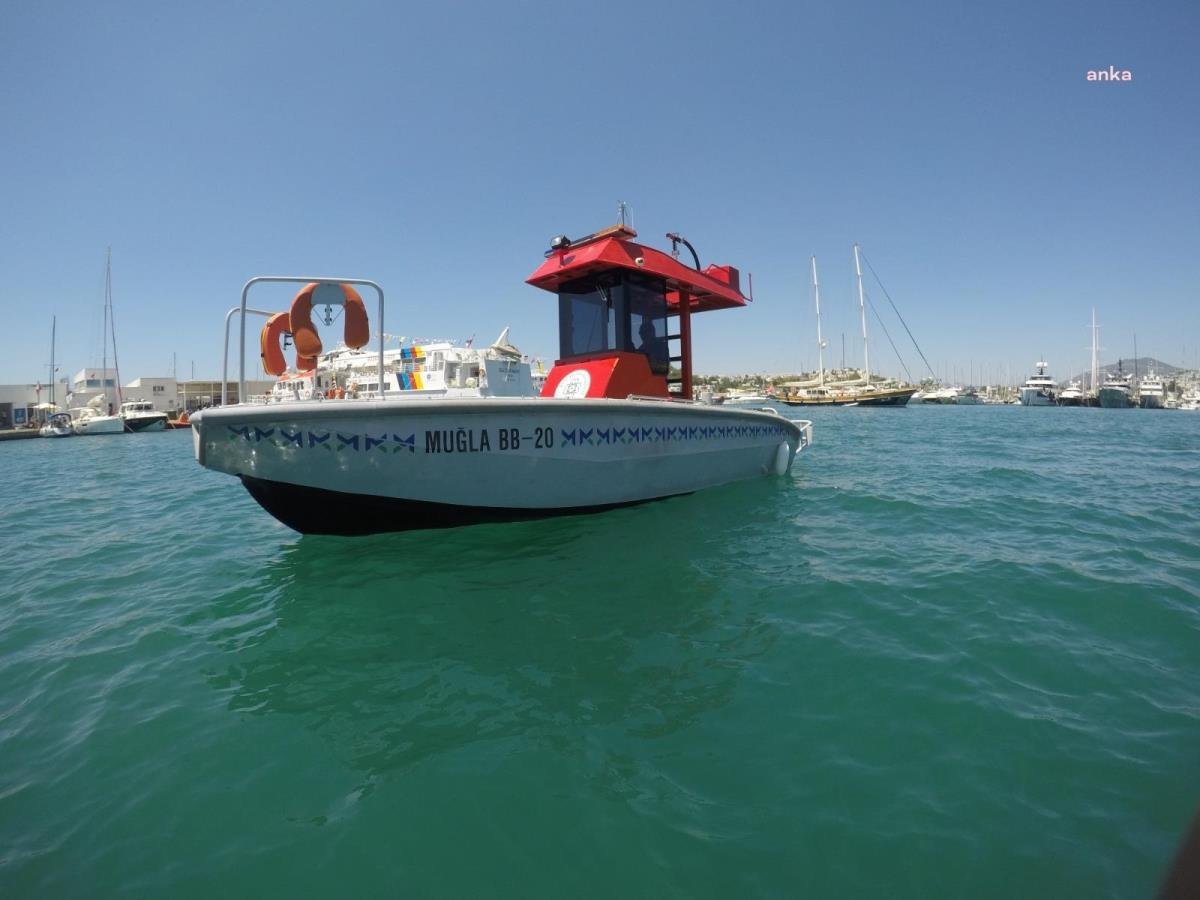 mugla-buyuksehirden-2-adet-cok-amacli-acil-mudahale-teknesi-lyzF5yUJ.jpg