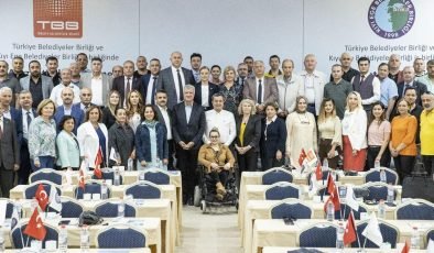 Kıyı Ege Belediyeler Birliği Başkanı Abdül Batur: “Artık Bıçak Kemiğe Dayandı Belediyelerde”