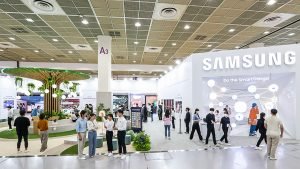 samsung-ve-apple-8-yildir-bu-kadar-kotusunu-gormemisti-LquJ6Shd.jpg