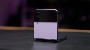 samsung-galaxy-z-flip-4-icin-gigi-by-gassan-luks-paketini-tanitti-5fVyKujv.jpg