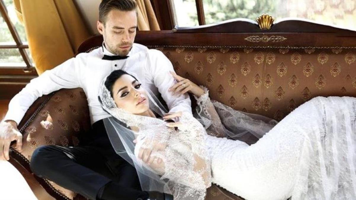 evinin-sokagindan-cikarken-goruldu-iki-yil-evli-kalan-merve-bolugur-ile-murat-dalkilic-baristi-mi-sjj74deA.jpg