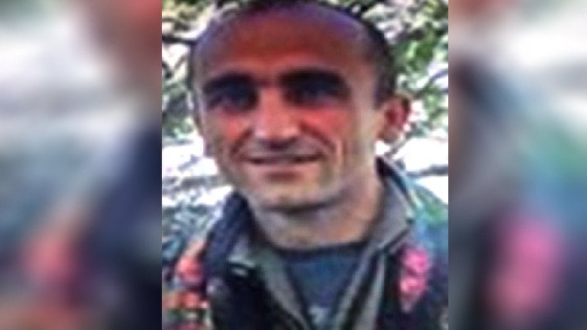 basina-2-milyon-tl-odul-konmustu-el-bombasiyla-intihar-etti-a5ZIIKAm.jpg