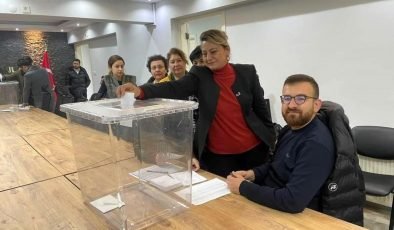 Muğla’da AK Parti İl Başkanlığı için temayül yoklaması yapıldı