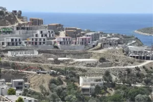 bodrumda-insaat-yasagina-ragmen-bazi-santiyelerde-calismalar-devam-ediyor-NmbE4zdi.jpg