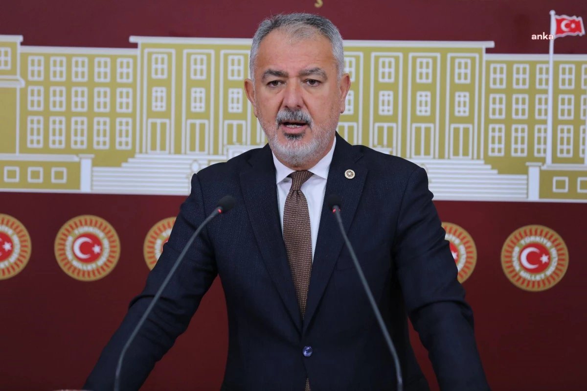 chpli-uzun-emeklilere-verilen-bayram-ikramiyesi-deger-kaybetti-HAlBwdPG.jpg