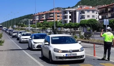 Muğla’da Kurban Bayramı tatili için binlerce kişi yola çıktı