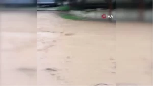 muglada-saganak-yagis-etkili-oldu-N8KWRr6Y.jpg