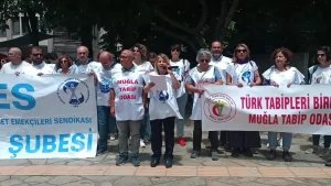 muglada-saglikcilar-doktor-melek-bagcenin-oldurulmesini-protesto-etti-g2zEfnpt.jpg