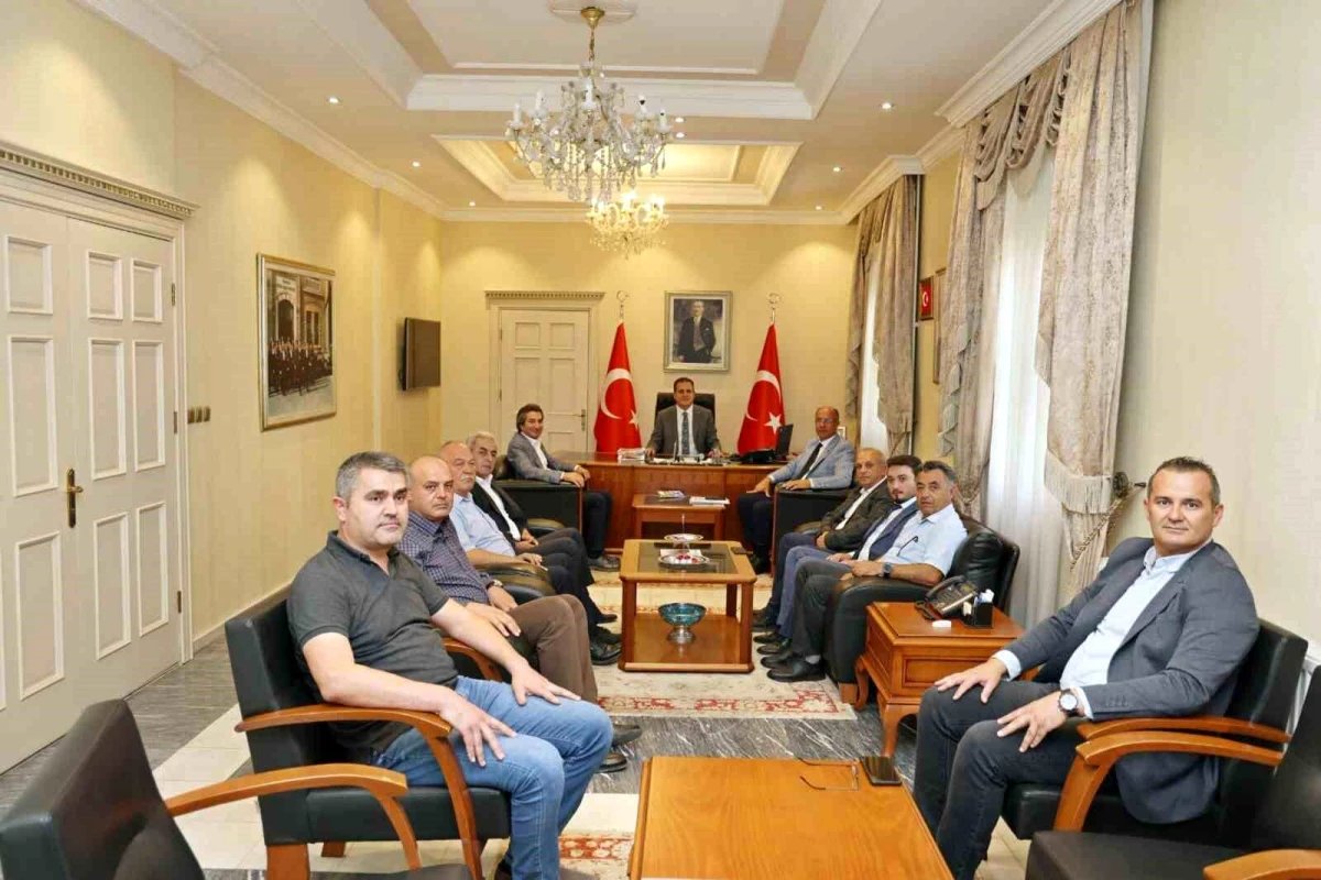 mugla-mermerciler-dernegi-yonetimi-mugla-valisini-ziyaret-etti-F4jmj2Py.jpg