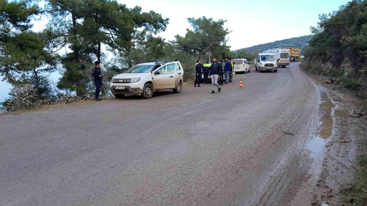 bodrumda-sarampole-yuvarlanan-minibuste-7-kisi-yaralandi-5YsbdQpE.jpg
