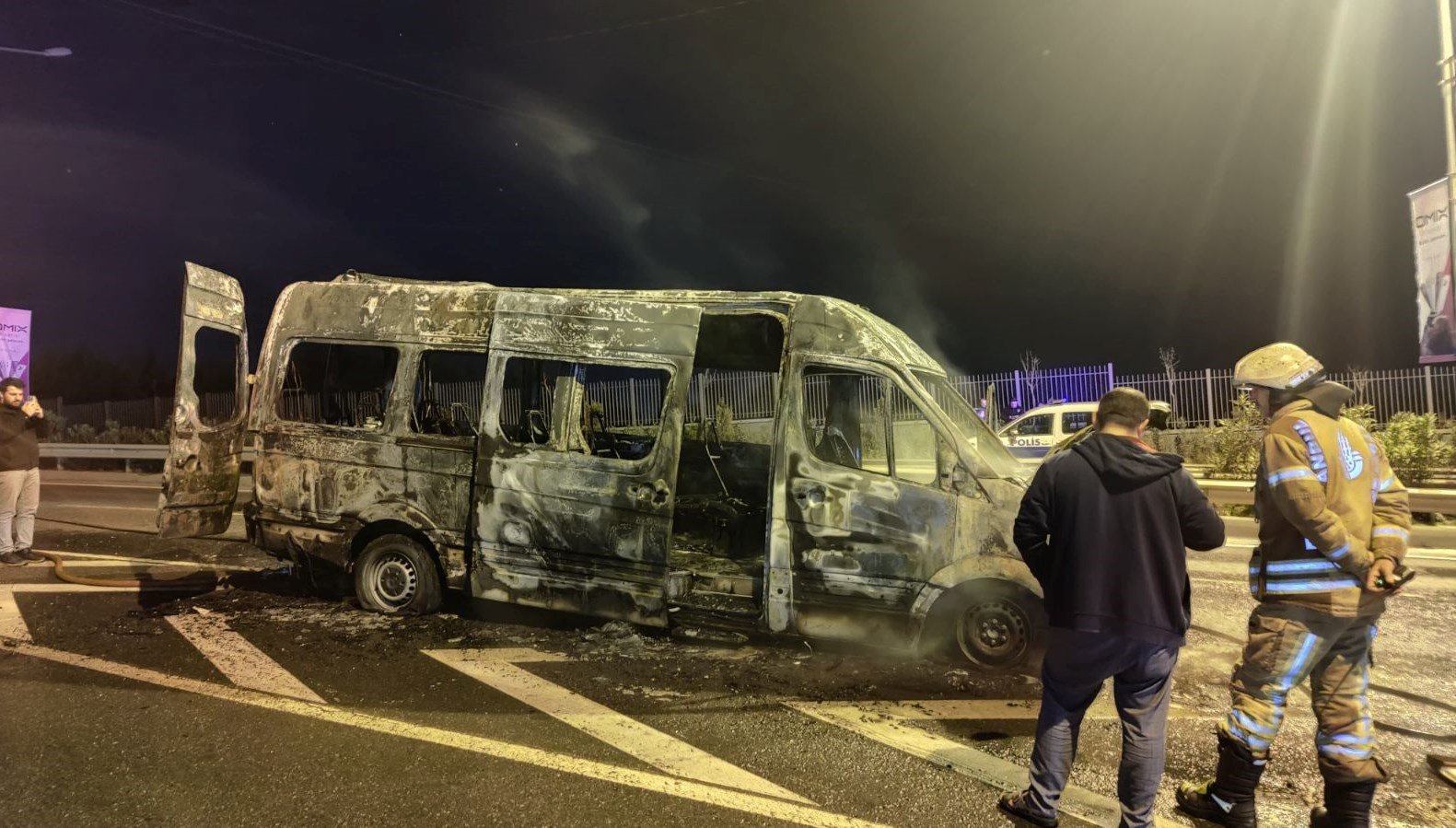 kagithanede-servis-minibusu-yandi-uswWK51v.jpg