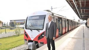 bakan-uraloglu-bayramda-7-milyon-519-bin-428-kisi-demiryollarini-kullandi-knVpuHPY.jpg