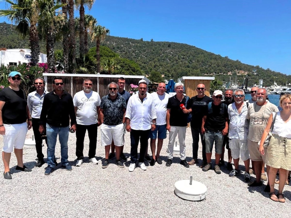 bodrumda-kiyi-isgali-protestosunda-otel-yetkilileri-gazetecilere-ve-polise-saldirdi-QIsiqOXi.jpg