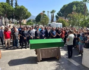 muglada-adli-sicil-memuru-kalp-krizi-gecirerek-hayatini-kaybetti-FjiX7BBq.jpg