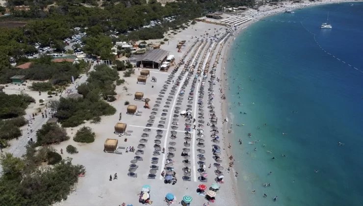 Muğla’da Tatilciler Sahilleri Doldurdu