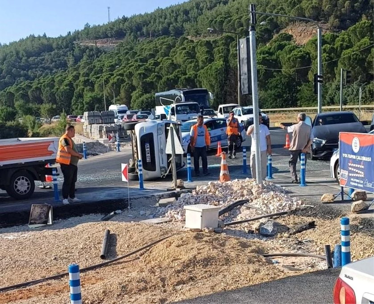 muglada-trafik-kazasi-1-kisi-yaralandi-kaUSsz1E.jpg