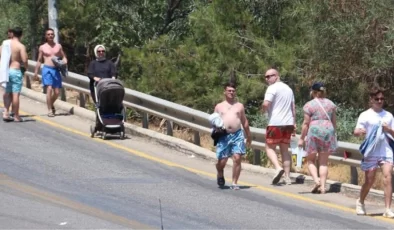 Tatilciler Ölüdeniz’e ulaşmak için kilometrelerce yürüdü