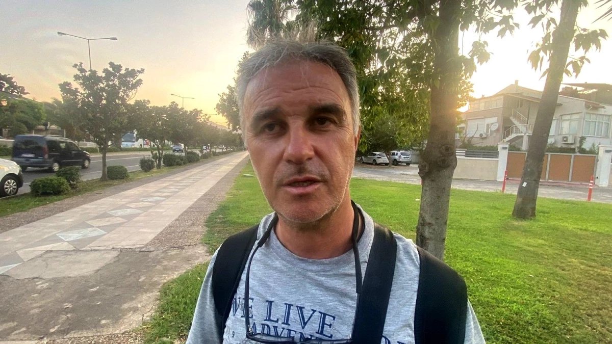mugla-marmariste-gezi-teknesinde-yangin-36-kisi-kurtarildi-zMHlkWZp.jpg