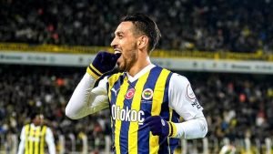 son-dakika-fenerbahceye-irfan-can-kahveci-icin-arabistandan-dudak-ucuklatan-teklif-efXFEFhM.jpg