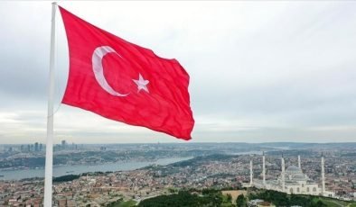 Uzmanlar “15 Temmuz”a karşı Türkiye ekonomisinin gücünü koruduğunu vurguladı