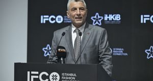 ticaret-bakanindan-tim-baskanina-kur-yaniti-FHhAO6cN.jpg
