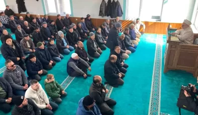 Yeni Cami İbadete Açıldı