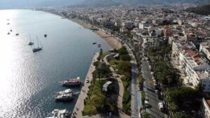 marmaris-2025-turizm-sezonuna-avusturyali-emeklilerle-basladi-H2KsKRGq.jpg