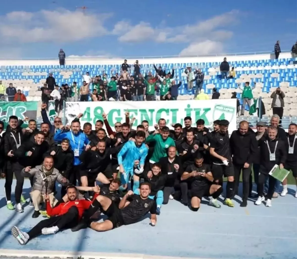 muglaspor-beykoz-ishaklispor-ile-zorlu-maca-cikiyor-sP4USHJX.jpg