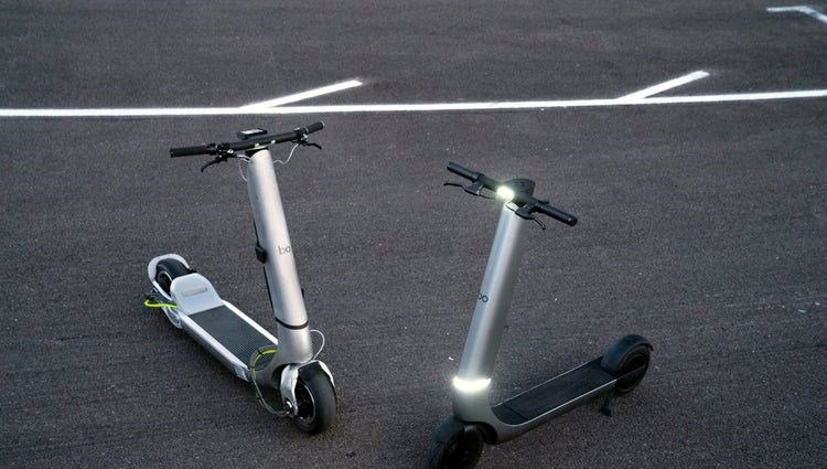 elektrikli-scooterda-devrim-o-kadar-hizli-ki-trafige-cikmasi-yasak-HX4PEDDb.jpg