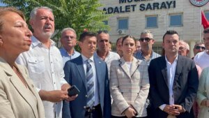 marmaris-belediye-baskani-acar-unlu-hakkinda-protesto-davasi-basladi-VzGugMxN.jpg