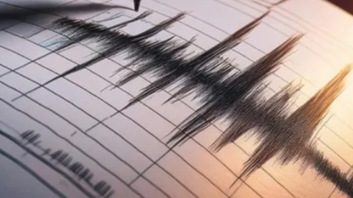 mugla-aciklarinda-5-buyuklugunde-deprem-AnvUOOjY.jpg