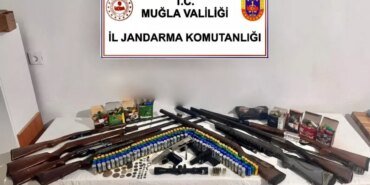 muglada-tarihi-eser-ve-ruhsatsiz-silah-operasyonu-Geu8H2mU.jpg