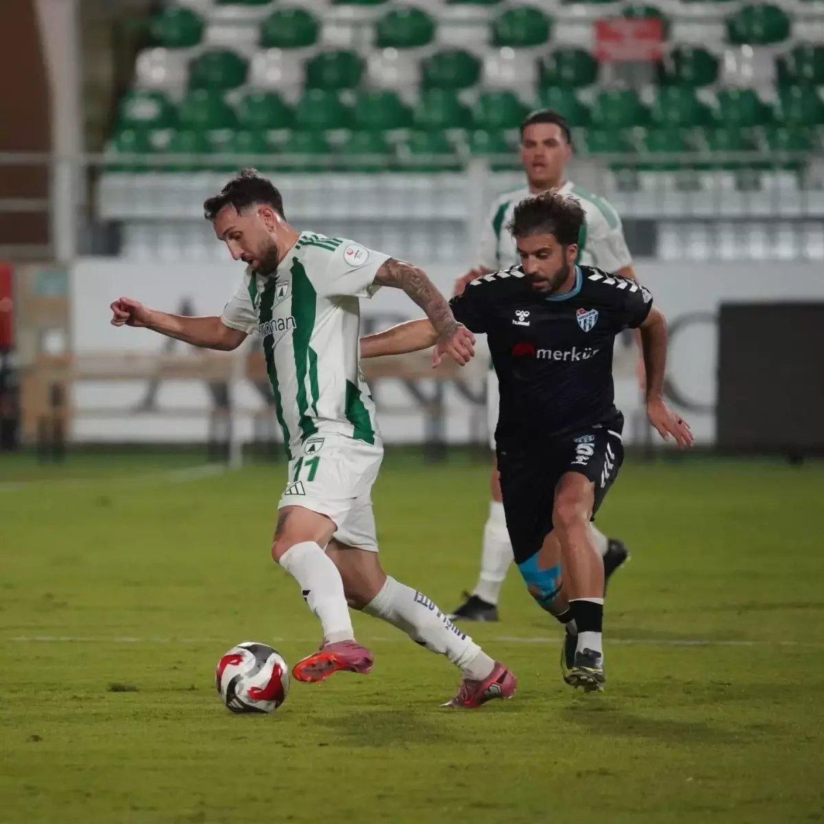 muglaspor-erbaasporu-2-1-yenerek-4-galibiyetini-alarak-zirveye-tirmandi-aSO3hTK8.jpg