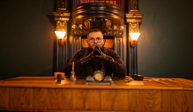 64c9f51d-c6cd-4959-9409-a93cf00d6ee1