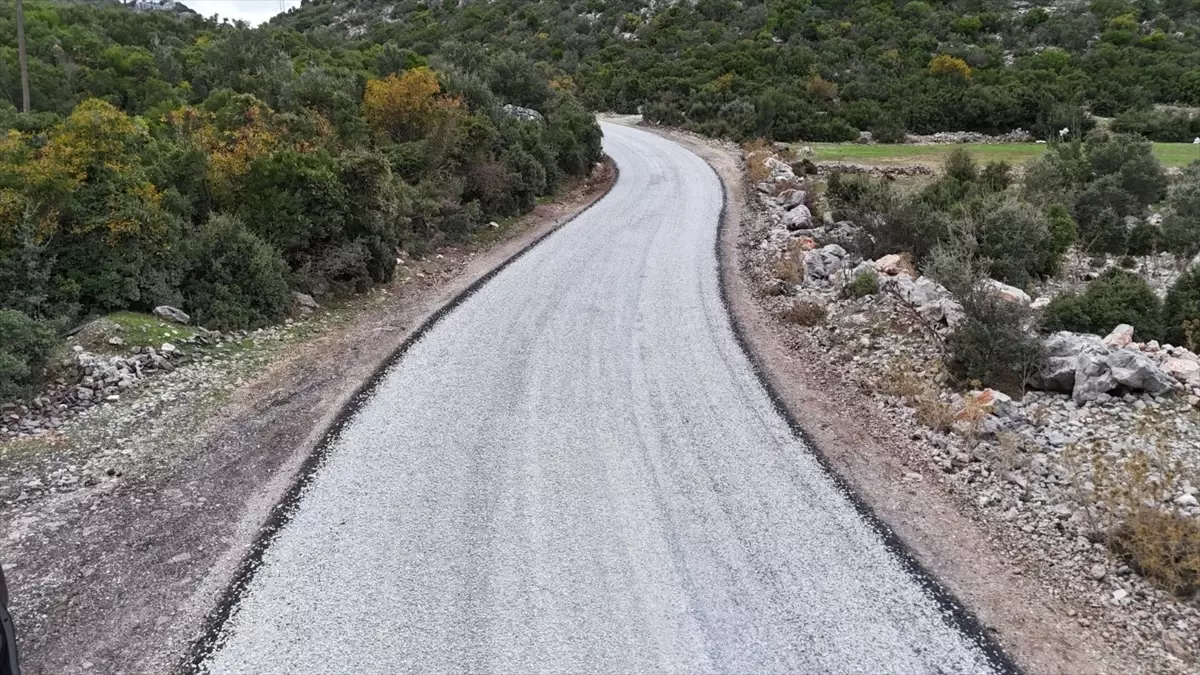 Marmaris'te 45 Milyon Lira ile Yol Yapımı Tamamlandı