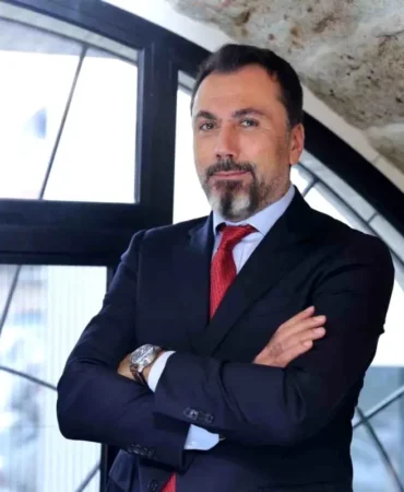 Altın rekor üzerine rekor kırdı, yatırımcı oraya yöneldi! Uzmandan dikkat çeken değerlendirme