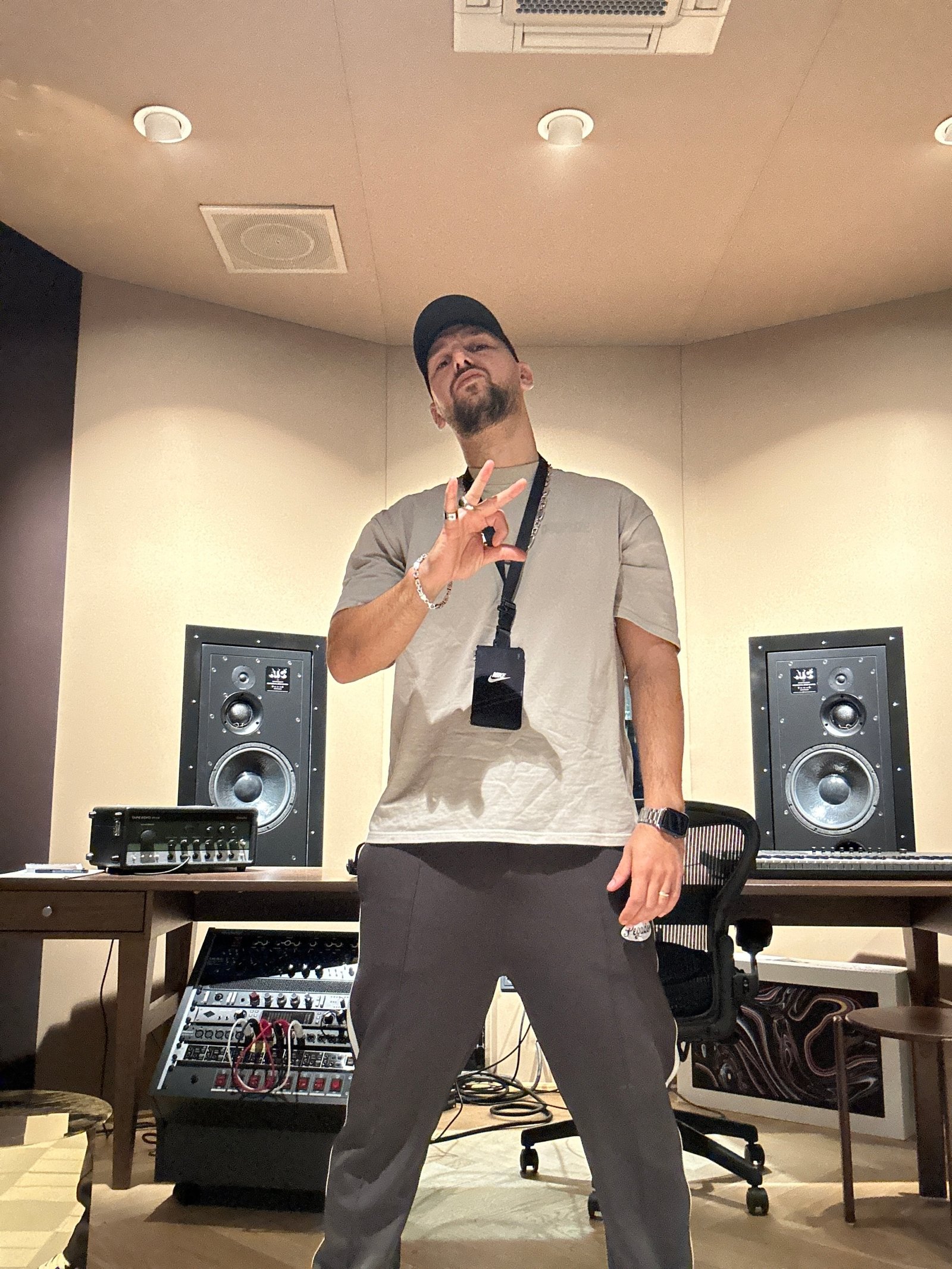 0eb45646-af87-46ae-a3b8-f11a5fa9a5d1