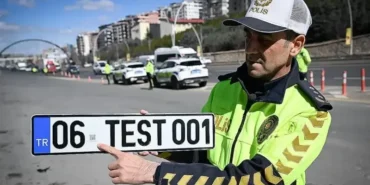 Trafikte "standart dışı" plaka alarmı: APP plaka kullananları neler bekliyor? Cezası ne kadar?