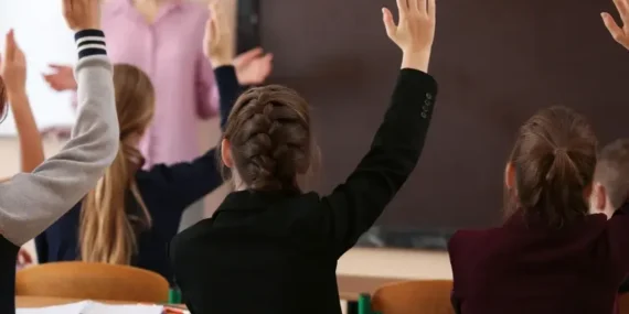 Öğretmen atamalarında yeni dönem: MEB akademi eğitimi ve tayin sistemi değişti