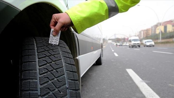 Kış Lastiği uygulaması ne zaman bitiyor? Kış lastiği zorunluluğu hangi tarihte sona eriyor, yaz lastiği ne zaman takılır?