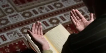 Asr Suresi Arapça ve Türkçe Okunuşu, Meali, Fazileti ve Tefsiri