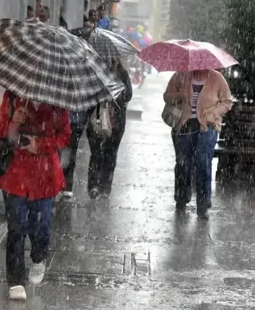 Yarın dışarı çıkacaklar dikkat: Bakanlıktan 16 il için 'sarı kodlu' uyarı geldi! İşte güncel hava durumu tahminleri