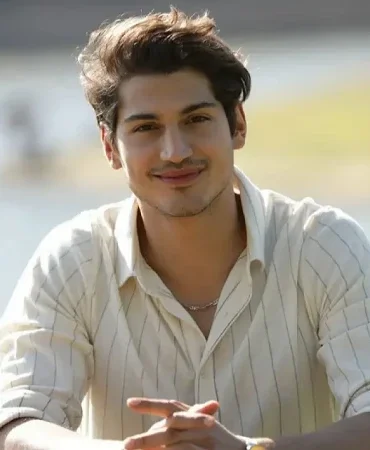 Genç Oyuncu Oktay Çubuk’tan sevenlerini korkutan haber: Kalbi durdu