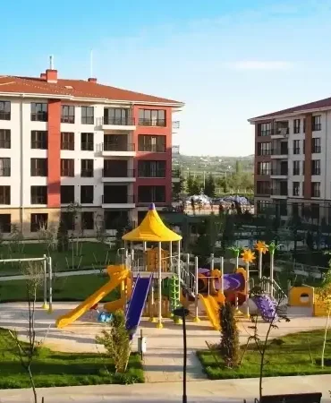 Afet konutları için tarihi karar Meclis'ten geçti: Konutlarda yüzde 74, iş yerlerinde yüzde 48’e varan indirim