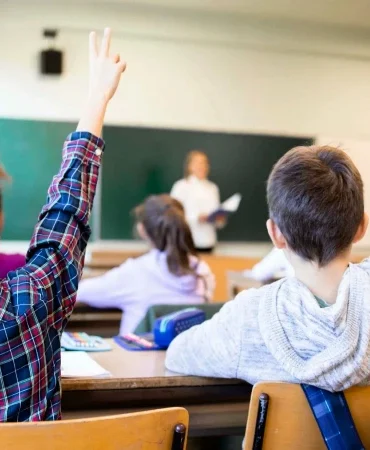 Yarın okullar tatil mi? 20 Nisan Pazartesi günü İstanbul, Ankara, İzmir, Şanlıurfa ve Kahramanmaraş'ta okullar tatil mi, ders var mı?