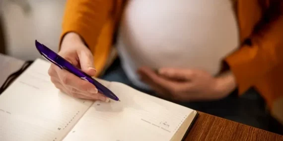 DOĞUM İZNİ SÜRESİ UZATILDI MI? Doğum izni düzenlemesi yasalaştı mı, teklif TBMM'de kabul edildi mi?