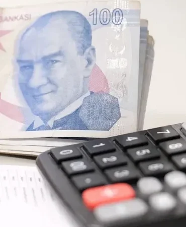 KADEMELİ EMEKLİLİK SON DURUM 2026: 1999 öncesi ve 2008 sonrası emeklilik şartları neler? Kademeli emeklilik kadın - erkek yaş tablosu